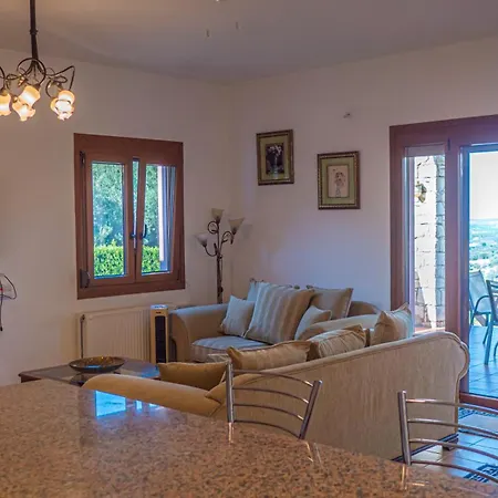 Alexandra And Francesca Willa Retimno