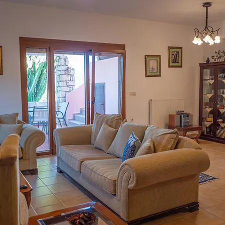 Alexandra And Francesca Willa *