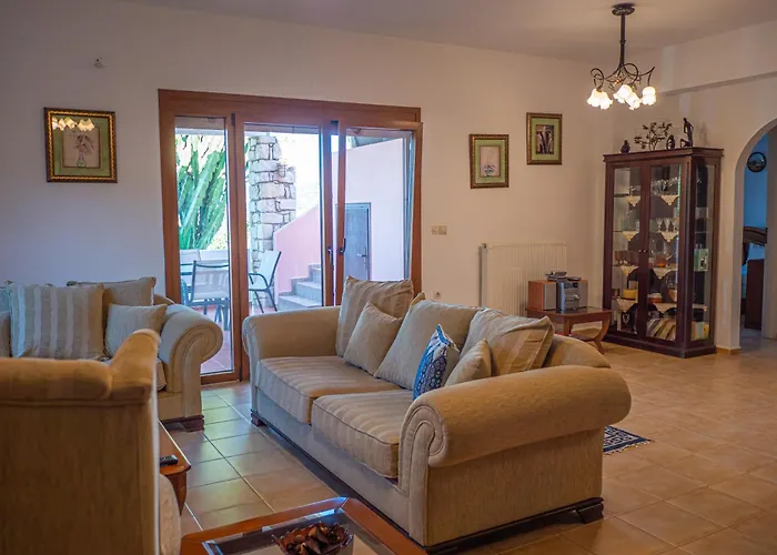 Alexandra And Francesca Вилла *