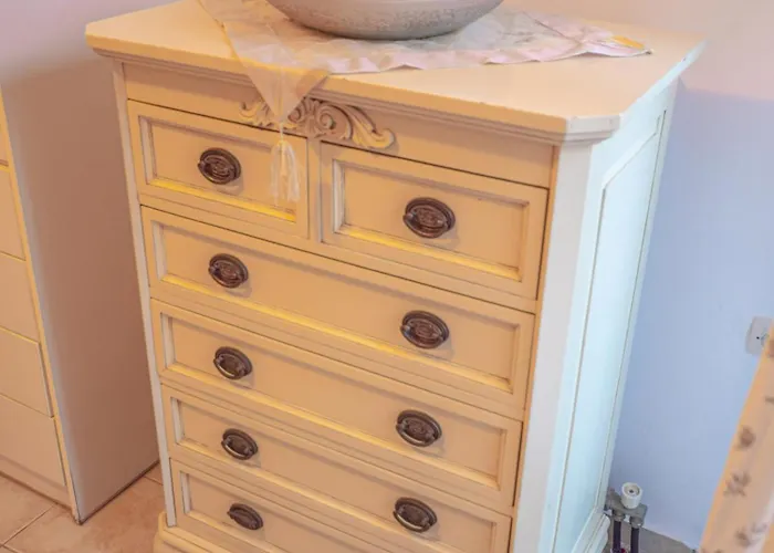 Alexandra And Francesca Villa *